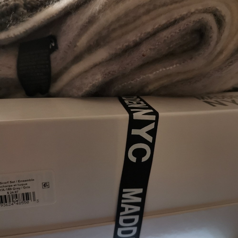 Madden NYC gift box - Picture 3 of 8
